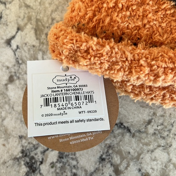 Mud Pie Jack-o-lantern Chenille Hat for Infants, Size 6-18 Months, NEW - Picture 2 of 4